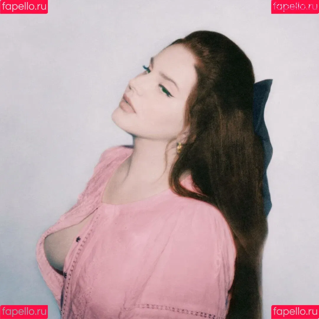Lana Del Rey / lanadelreypictures / lanaraybabyx Onlyfans Photo Gallery 