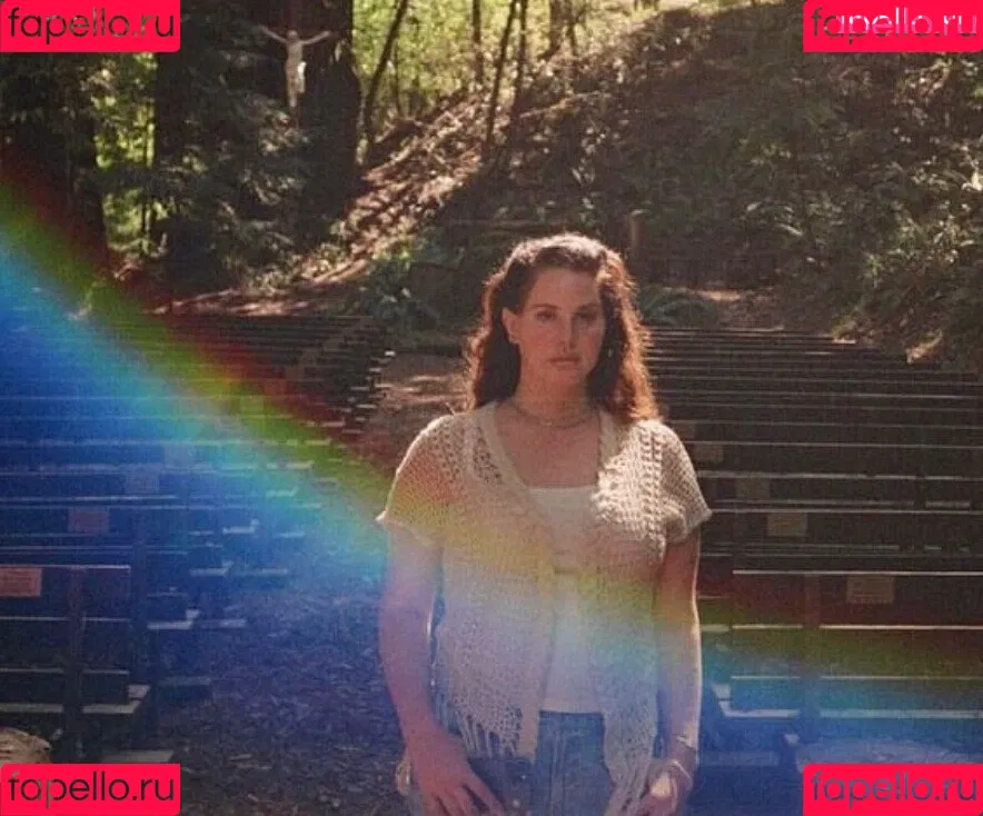 Lana Del Rey / lanadelreypictures / lanaraybabyx Onlyfans Photo Gallery 