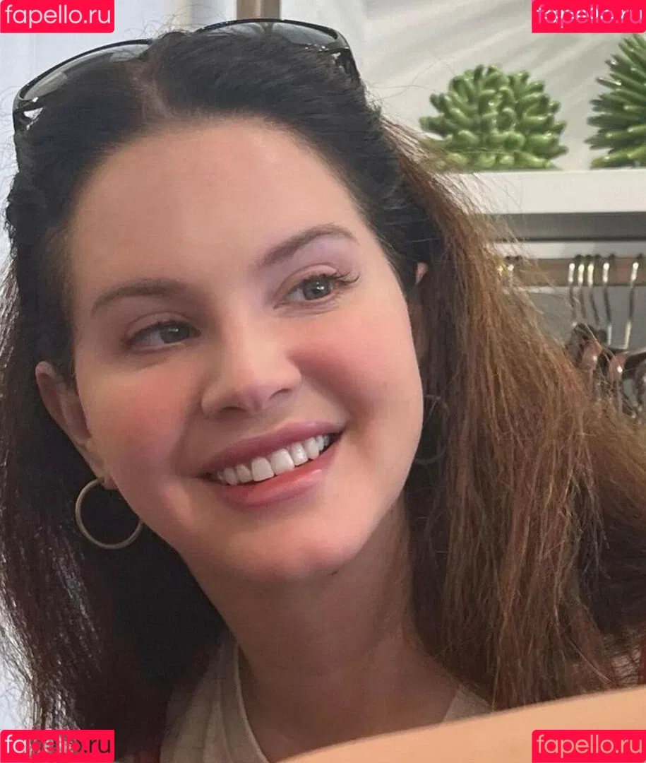 Lana Del Rey / lanadelreypictures / lanaraybabyx Onlyfans Photo Gallery 