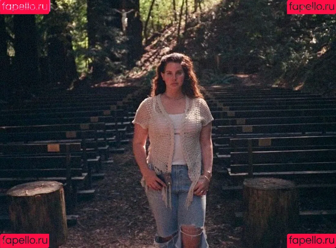 Lana Del Rey / lanadelreypictures / lanaraybabyx Onlyfans Photo Gallery 