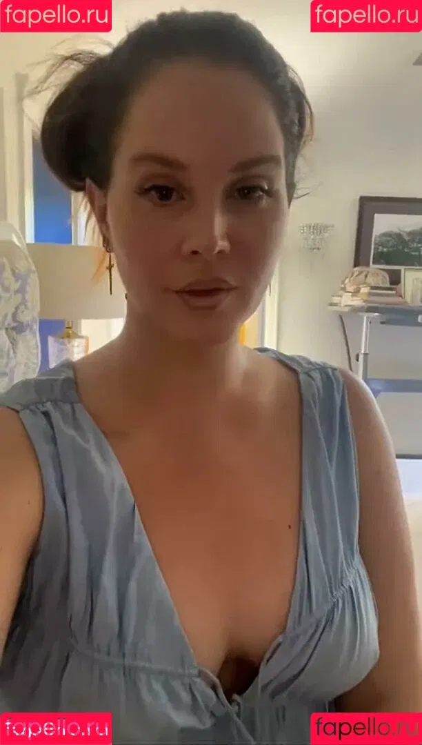 Lana Del Rey / lanadelreypictures / lanaraybabyx Onlyfans Photo Gallery 