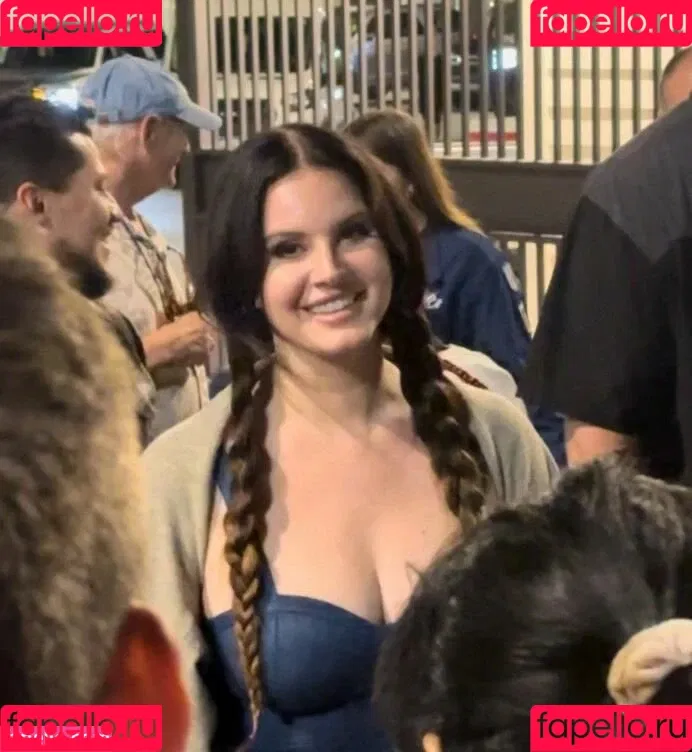 Lana Del Rey / lanadelreypictures / lanaraybabyx Onlyfans Photo Gallery 