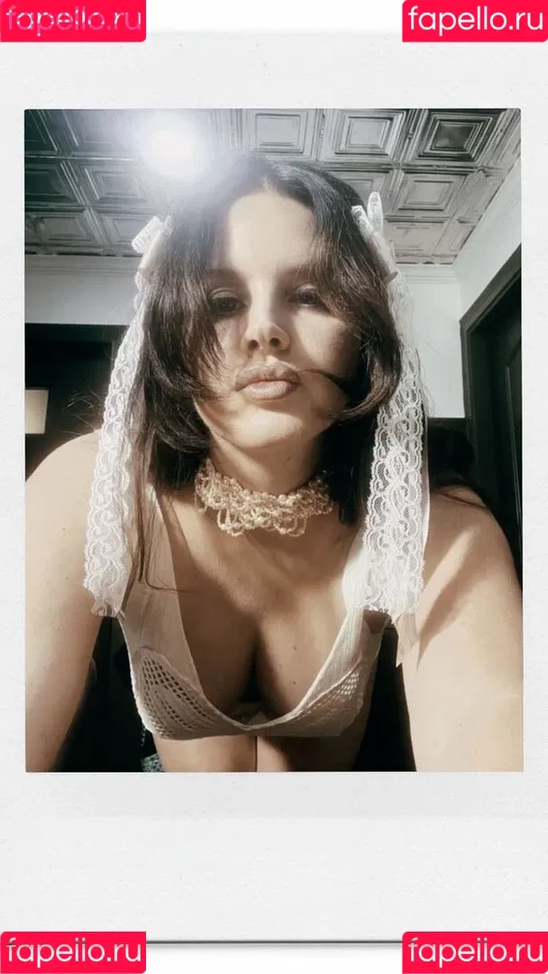 Lana Del Rey / lanadelreypictures / lanaraybabyx Onlyfans Photo Gallery 