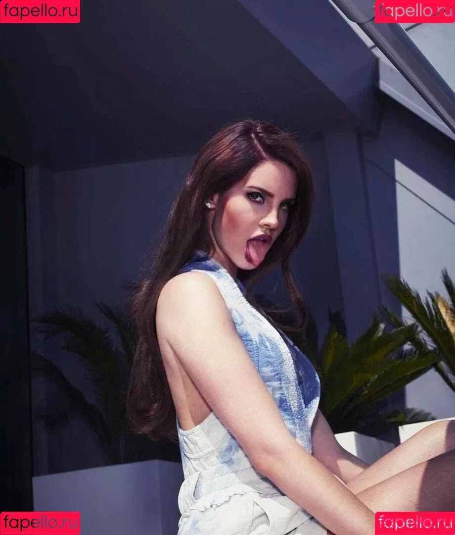 Lana Del Rey / lanadelreypictures / lanaraybabyx Onlyfans Photo Gallery 