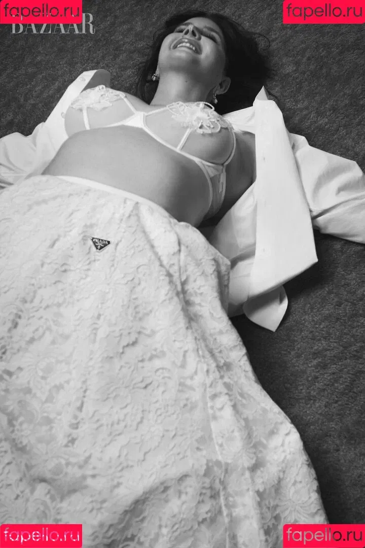Lana Del Rey / lanadelreypictures / lanaraybabyx Onlyfans Photo Gallery 