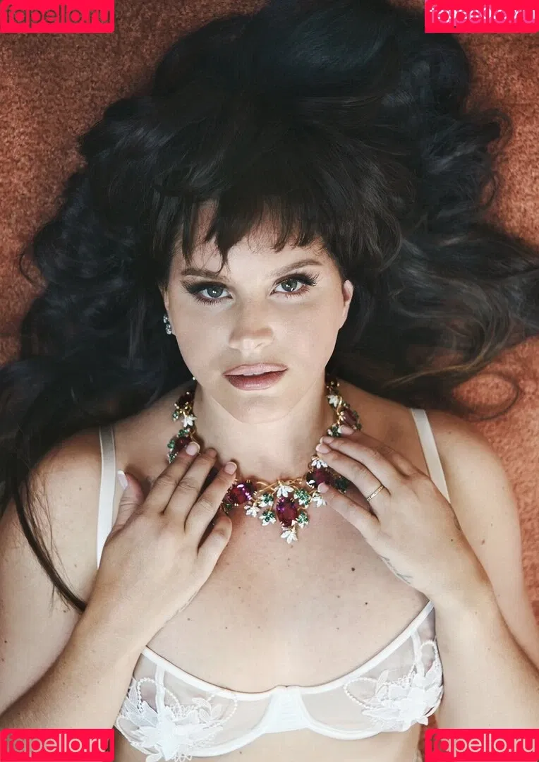 Lana Del Rey / lanadelreypictures / lanaraybabyx Onlyfans Photo Gallery 