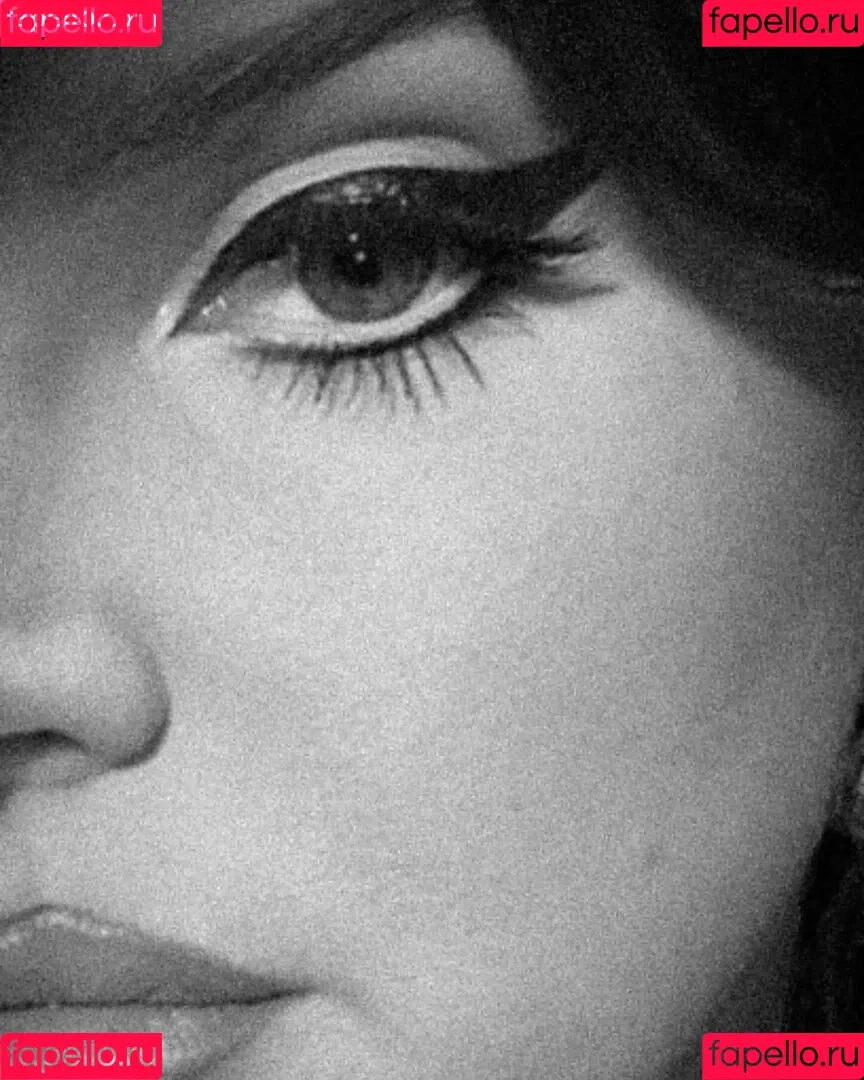 Lana Del Rey / lanadelreypictures / lanaraybabyx Onlyfans Photo Gallery 
