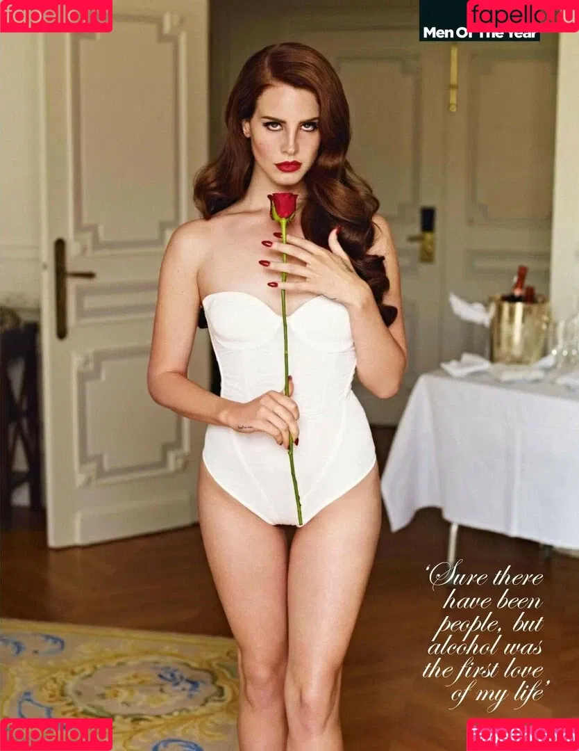 Lana Del Rey / lanadelreypictures / lanaraybabyx Onlyfans Photo Gallery 