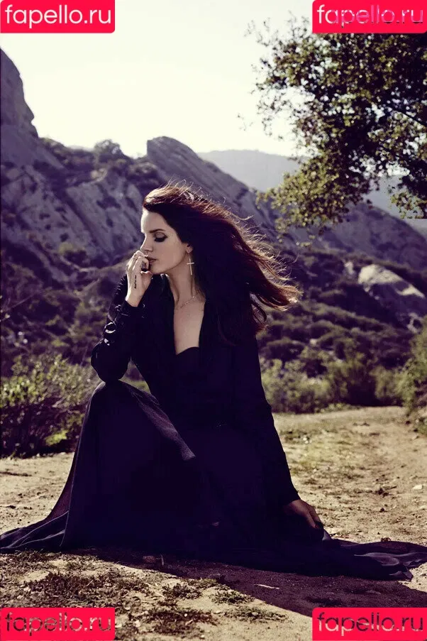 Lana Del Rey / lanadelreypictures / lanaraybabyx Onlyfans Photo Gallery 