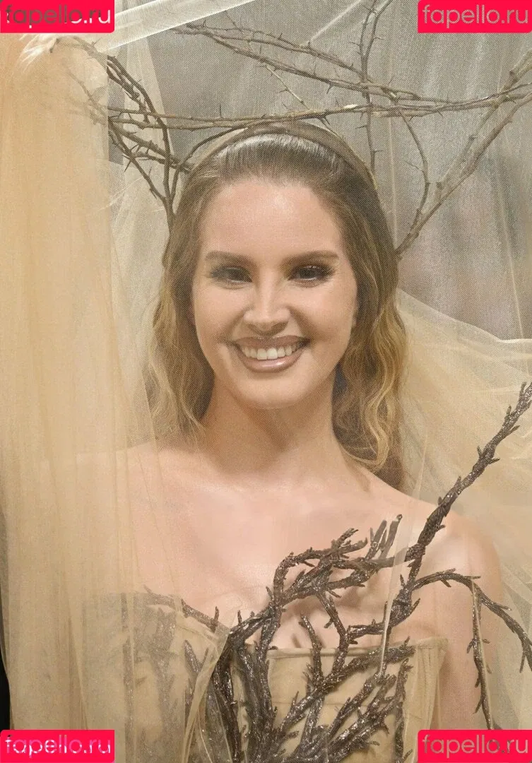 Lana Del Rey / lanadelreypictures / lanaraybabyx Onlyfans Photo Gallery 