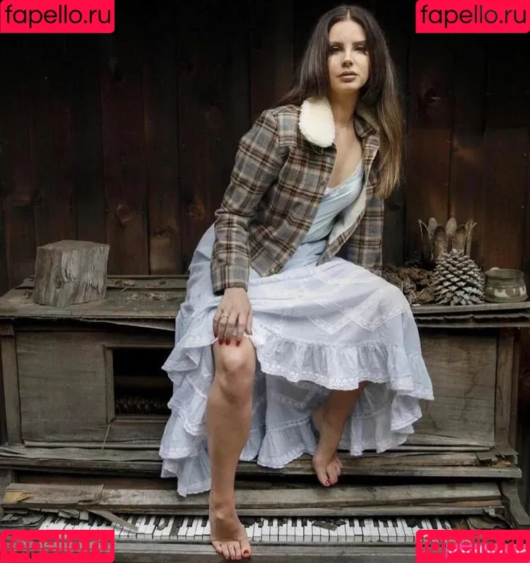 Lana Del Rey / lanadelreypictures / lanaraybabyx Onlyfans Photo Gallery 