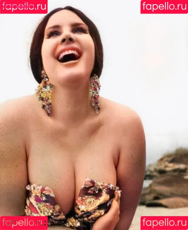 Lana Del Rey / lanadelreypictures / lanaraybabyx Onlyfans Photo Gallery 