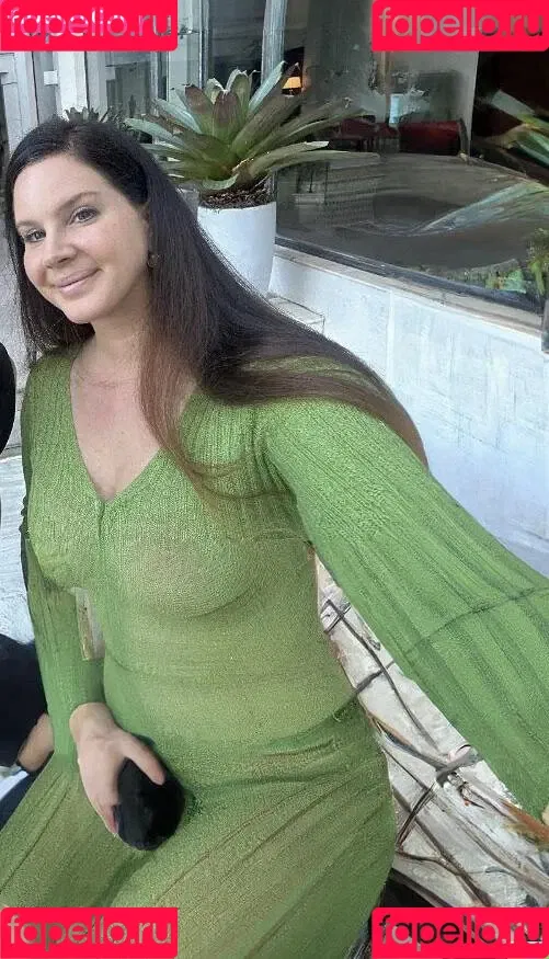 Lana Del Rey / lanadelreypictures / lanaraybabyx Onlyfans Photo Gallery 