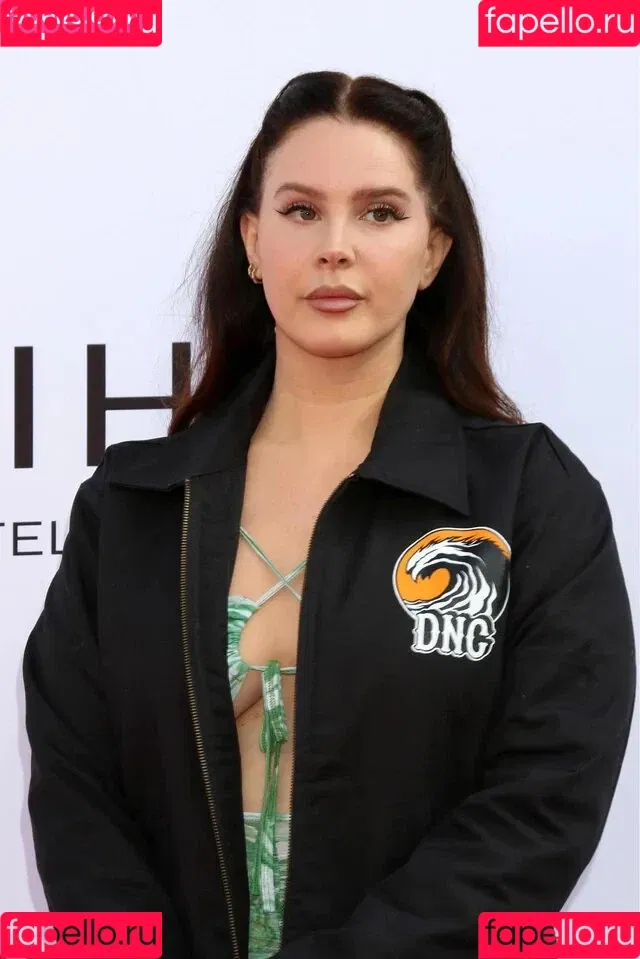 Lana Del Rey / lanadelreypictures / lanaraybabyx Onlyfans Photo Gallery 