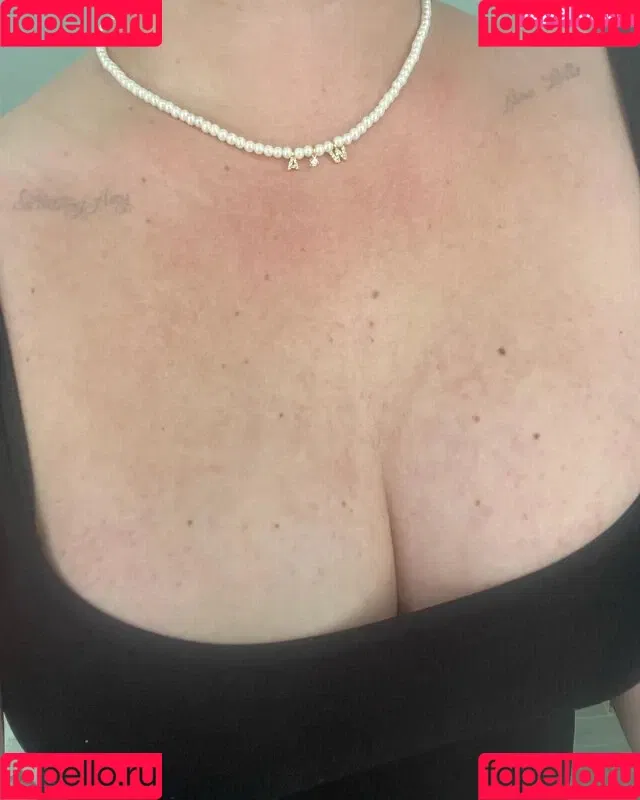 Lana Del Rey / lanadelreypictures / lanaraybabyx Onlyfans Photo Gallery 