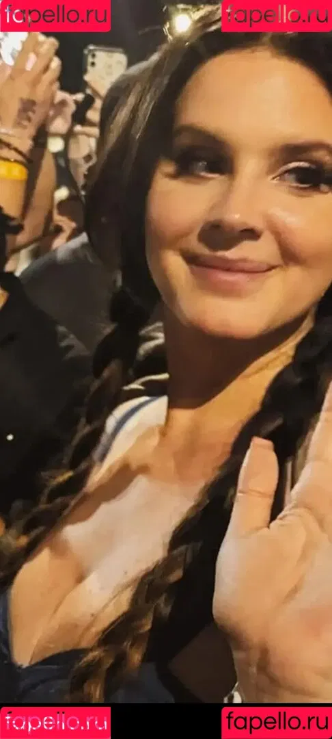 Lana Del Rey / lanadelreypictures / lanaraybabyx Onlyfans Photo Gallery 