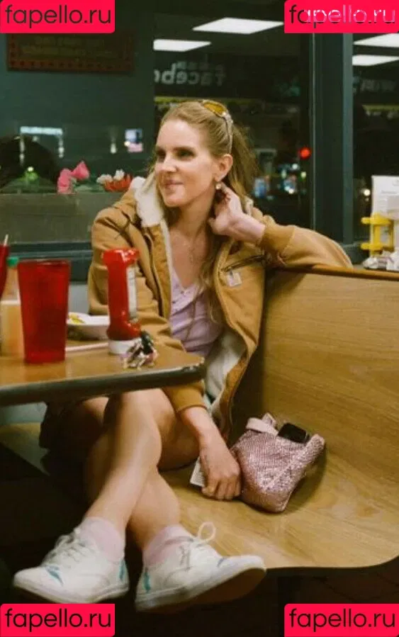 Lana Del Rey / lanadelreypictures / lanaraybabyx Onlyfans Photo Gallery 