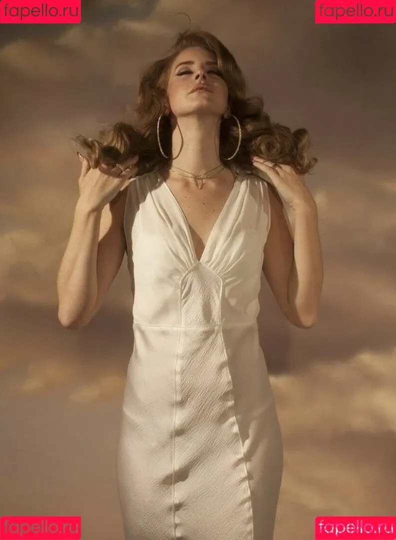 Lana Del Rey / lanadelreypictures / lanaraybabyx Onlyfans Photo Gallery 