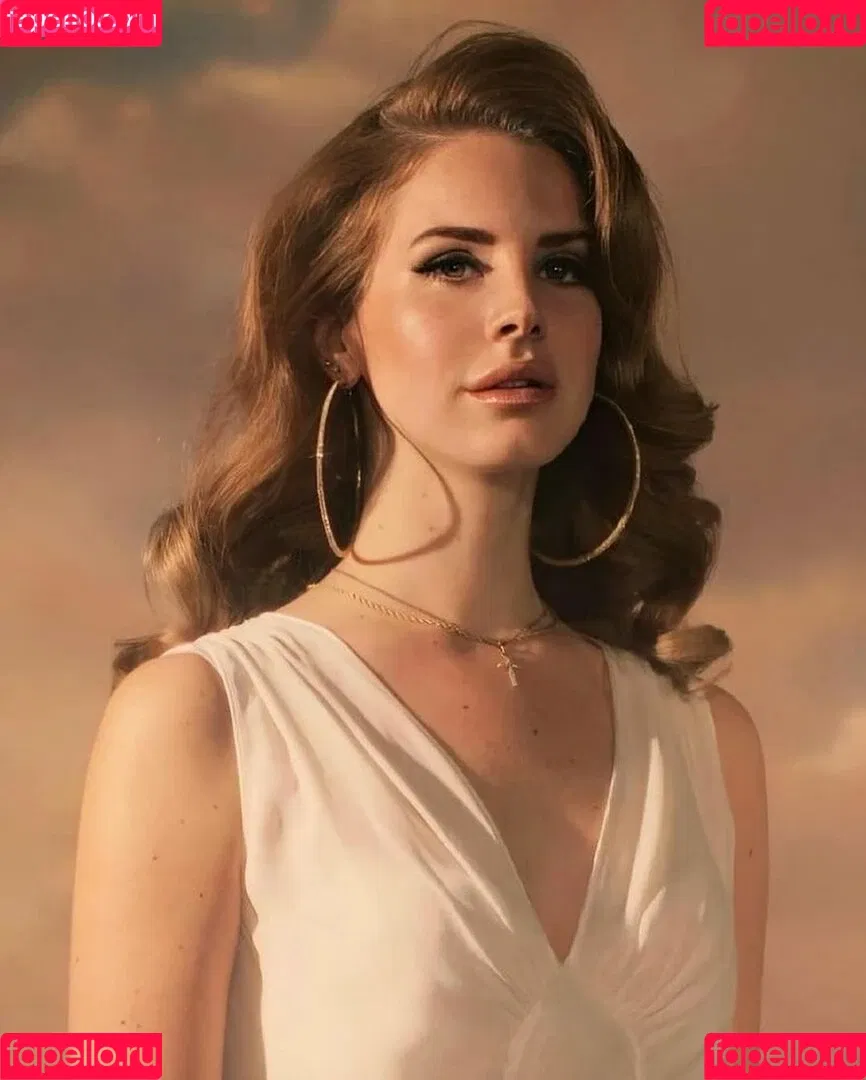 Lana Del Rey / lanadelreypictures / lanaraybabyx Onlyfans Photo Gallery 