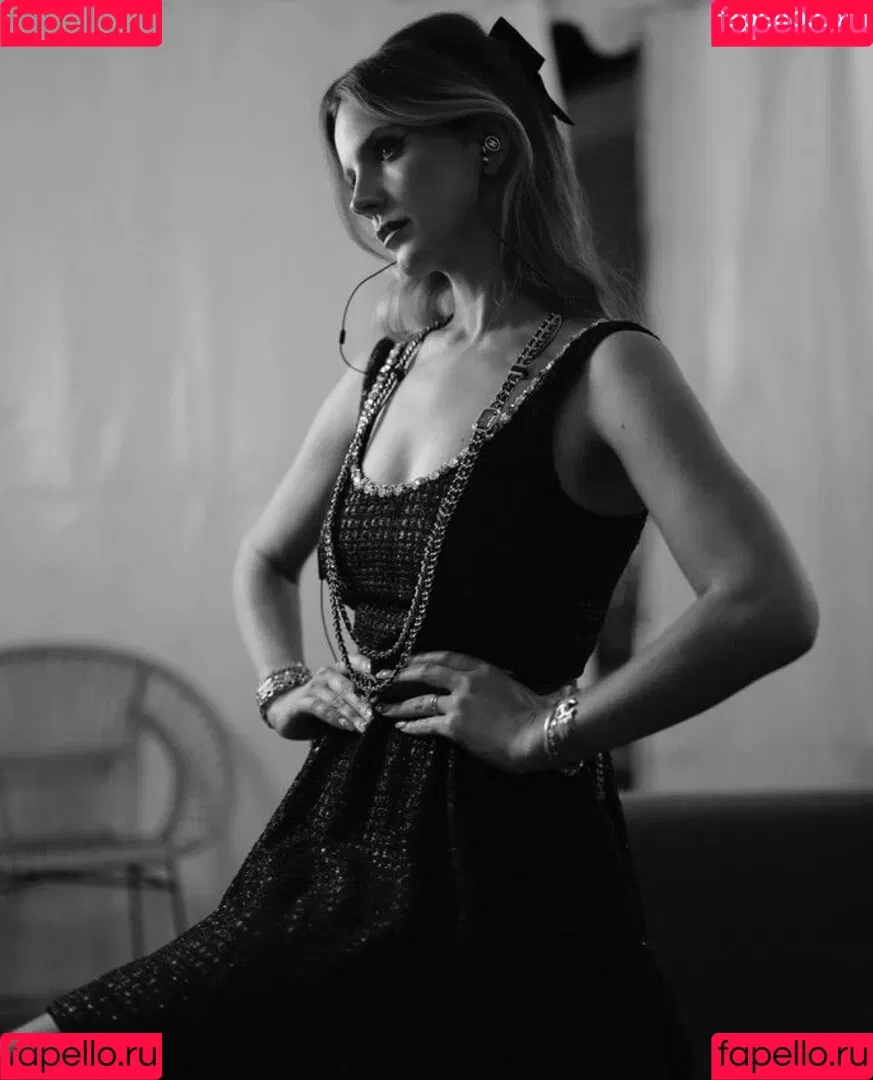 Lana Del Rey / lanadelreypictures / lanaraybabyx Onlyfans Photo Gallery 