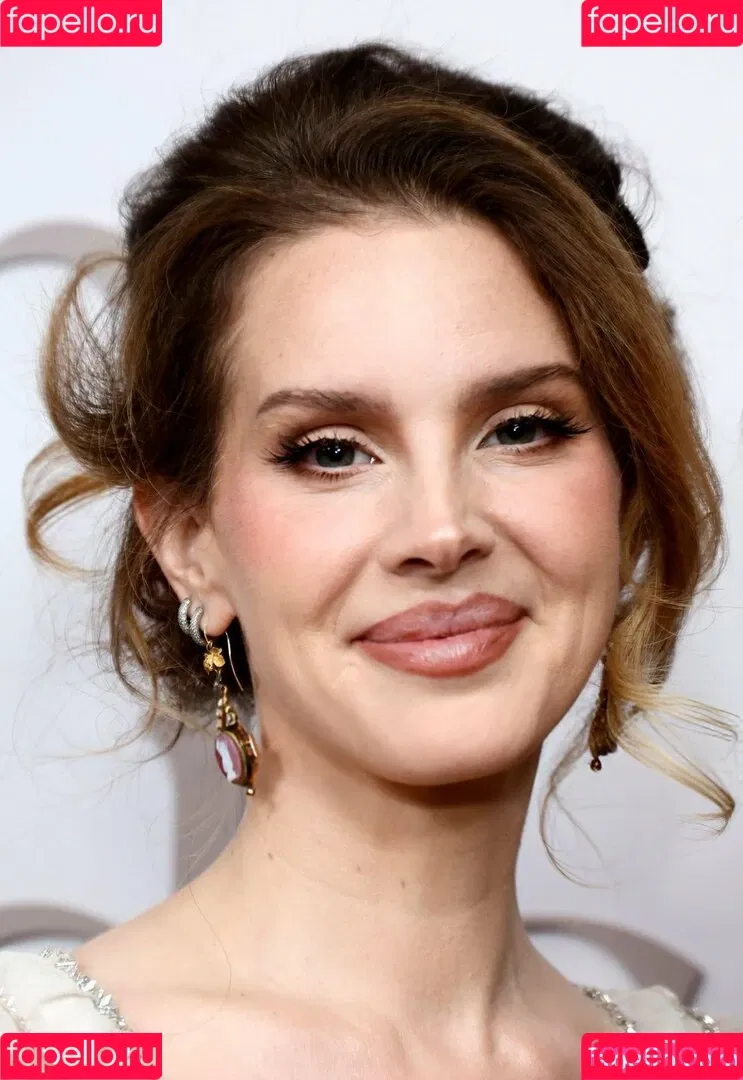 Lana Del Rey / lanadelreypictures / lanaraybabyx Onlyfans Photo Gallery 
