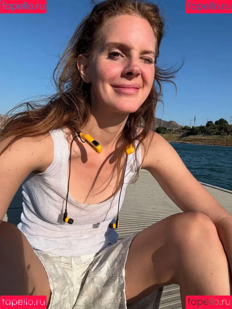 Lana Del Rey / lanadelreypictures / lanaraybabyx Onlyfans Photo Gallery 