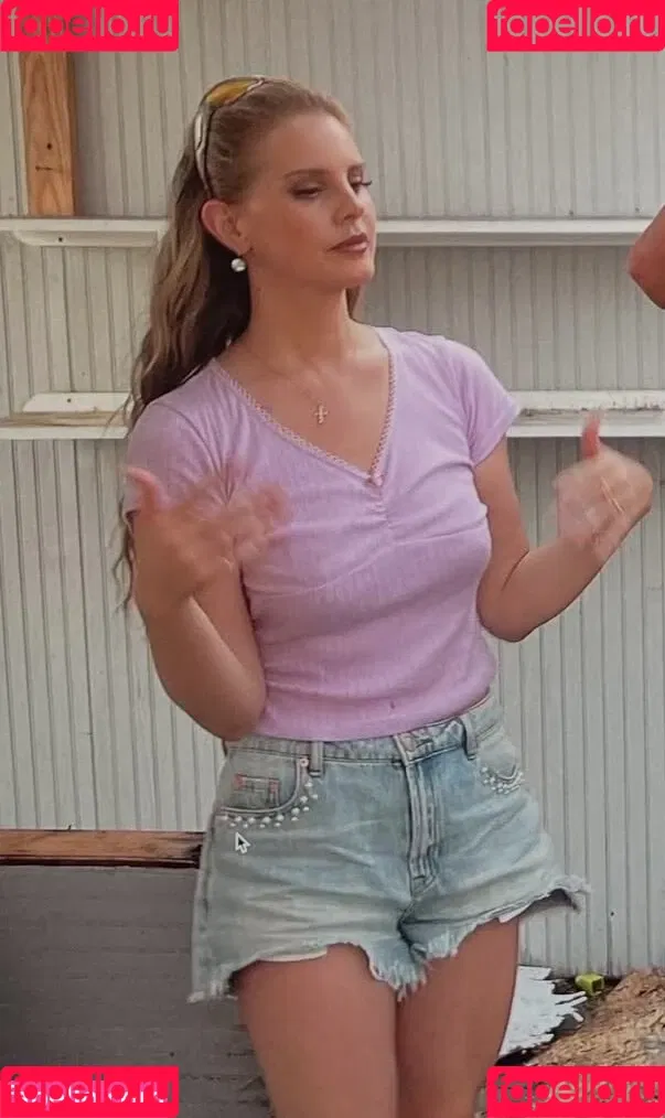 Lana Del Rey / lanadelreypictures / lanaraybabyx Onlyfans Photo Gallery 