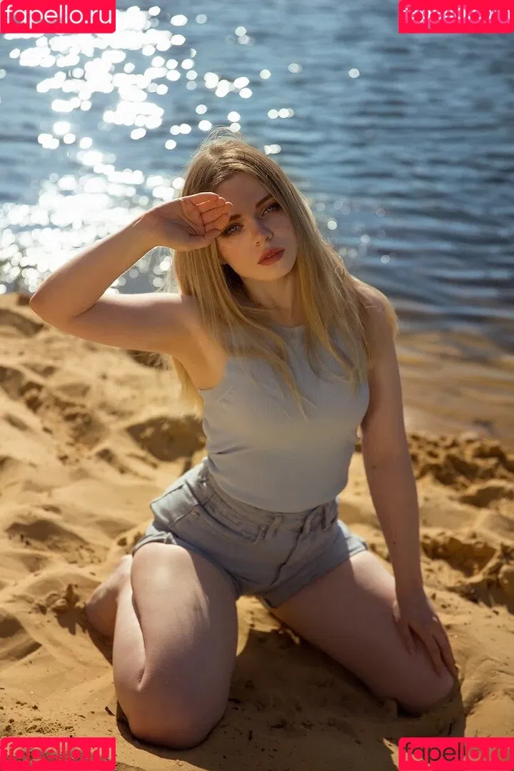 ashen.reina / ashenqueen / ashenreina Onlyfans Photo Gallery 