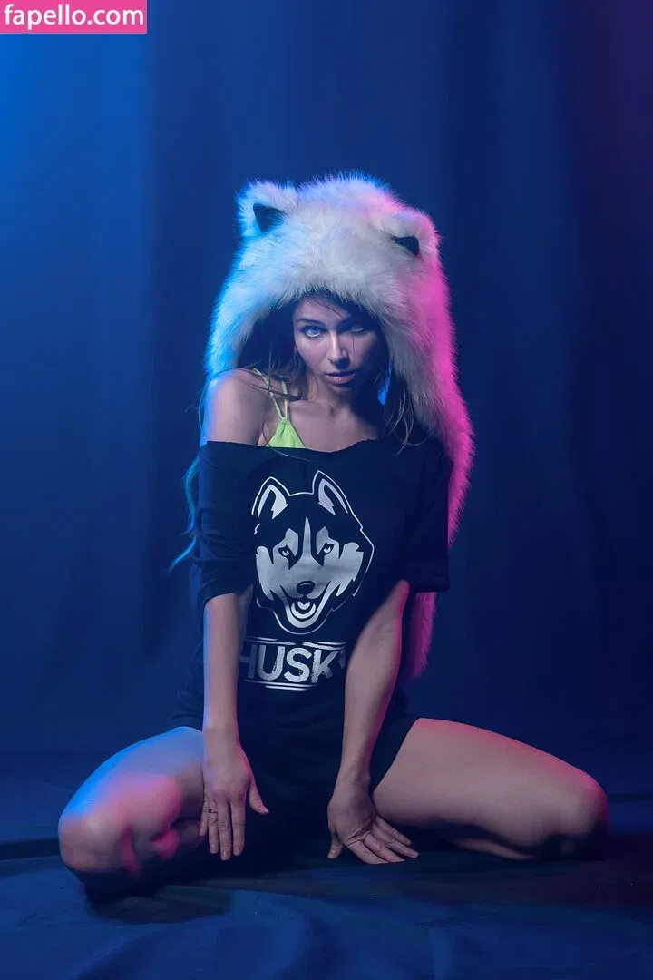 Nancy PlayBetter / made.by.nancy / nancycb08 Onlyfans Photo Gallery 