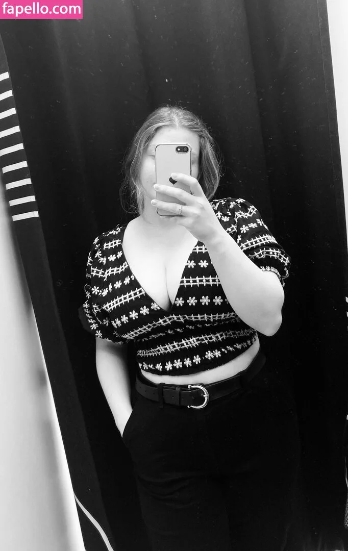 Nina Hope / justninahope / ninahope / ninastorm666 Onlyfans Photo Gallery 