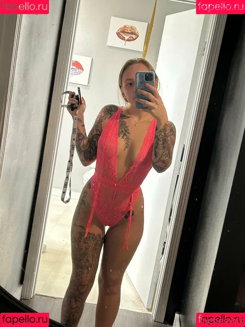 peachesanddiesel104 / peachesxxz Onlyfans Photo Gallery 