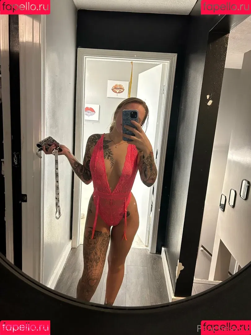 peachesanddiesel104 / peachesxxz Onlyfans Photo Gallery 