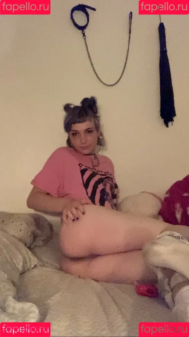 January Shmanuary / januarycomes / januaryetc / januaryluvr / januaryschmanuary Onlyfans Photo Gallery 