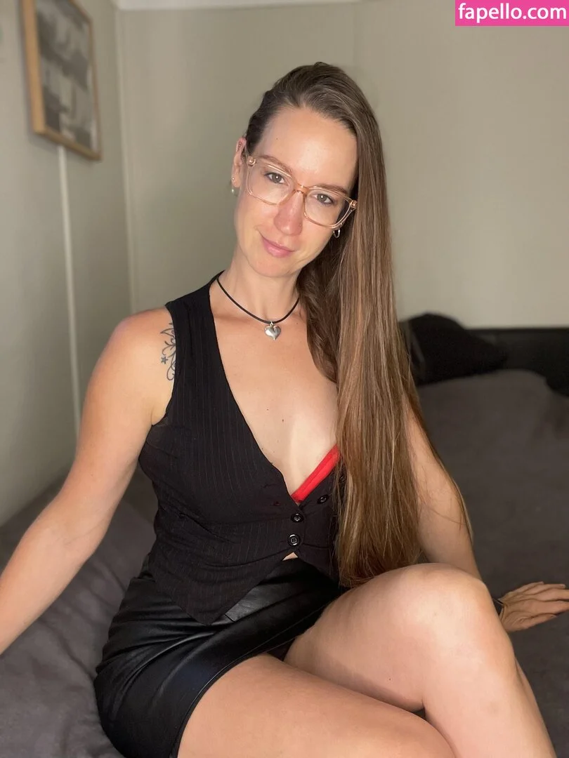 Trishaslife Nude Onlyfans Photo 42