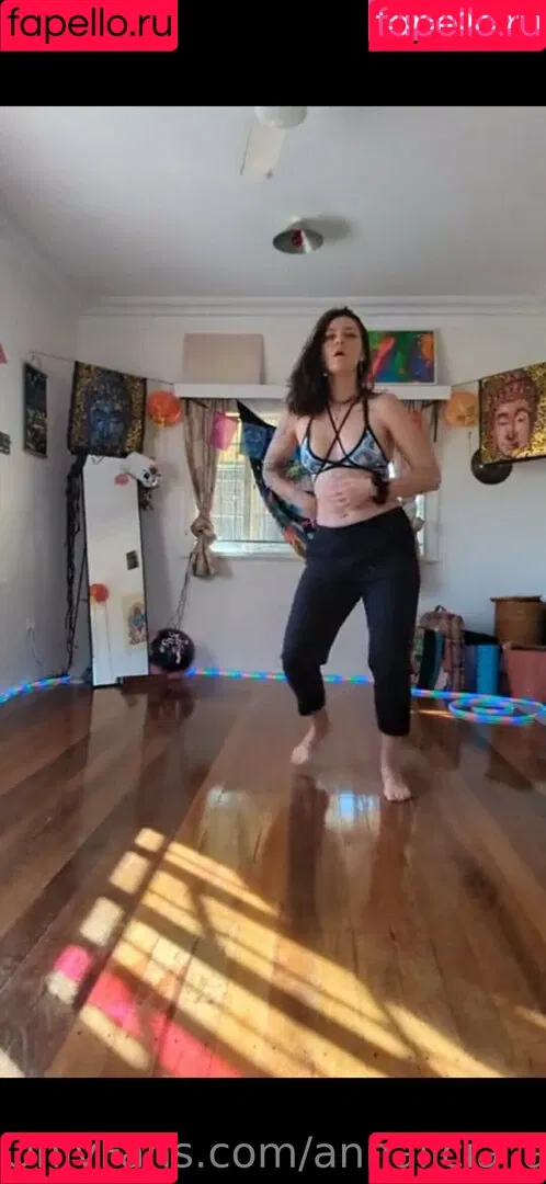annalicia_ / annalicia_arts Onlyfans Photo Gallery 