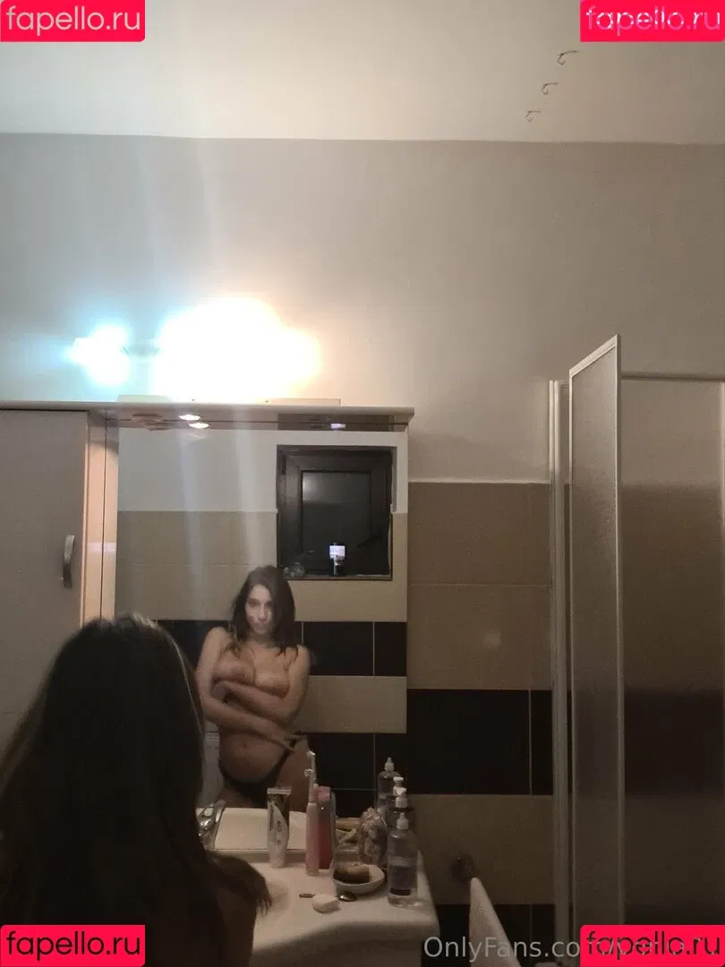 Mysti C. / nadine-j.de / nadine__j__ / thenadinejansen Onlyfans Photo Gallery 