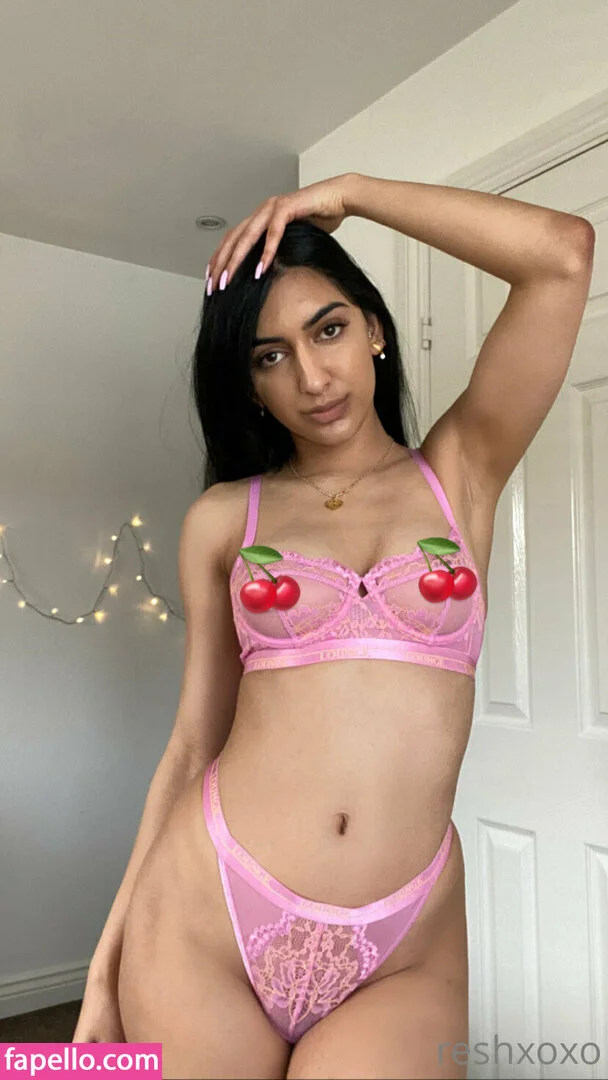 Resh / resh_xoxo / reshxoxo Onlyfans Photo Gallery 