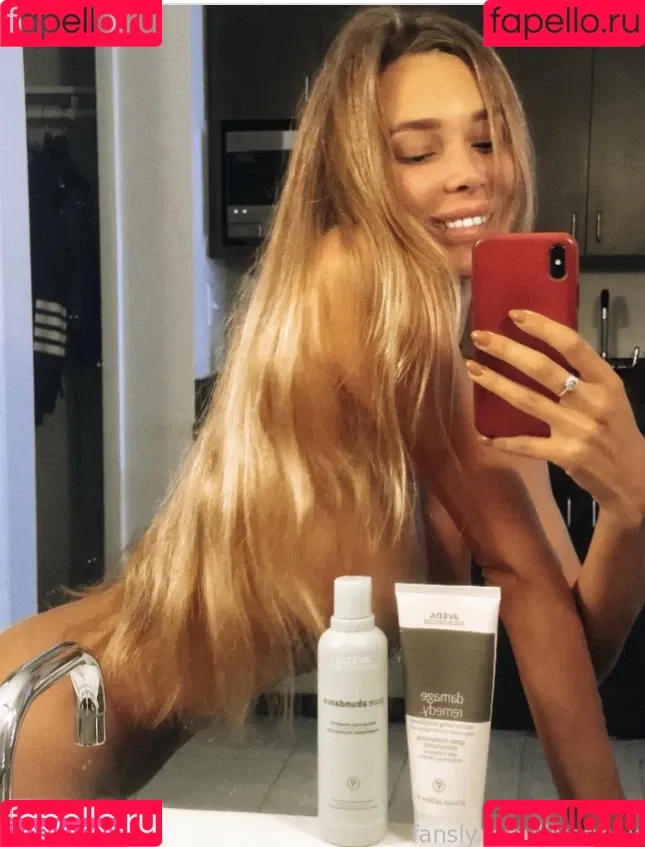 Lily Ermak / lilyermak Onlyfans Photo Gallery 