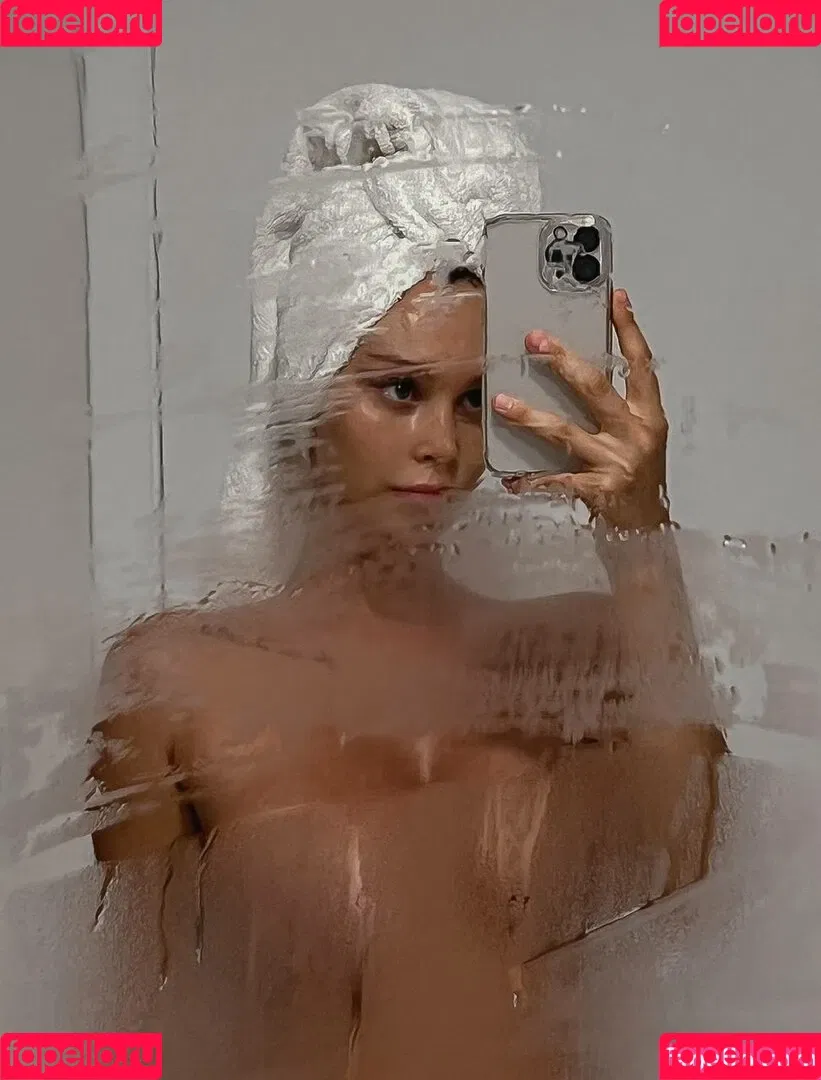 Lily Ermak / lilyermak Onlyfans Photo Gallery 
