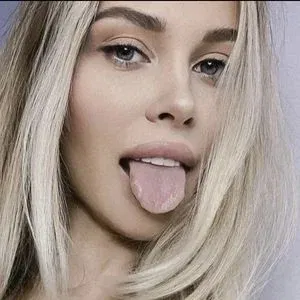 Lily Ermak / lilyermak Onlyfans Photo Gallery 