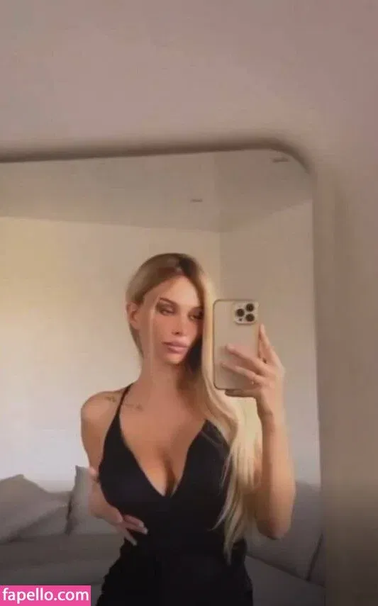 Lily Ermak / lilyermak Onlyfans Photo Gallery 