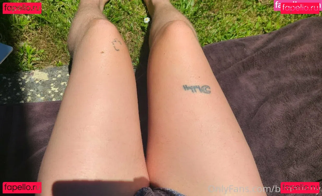 bimbunny Onlyfans Photo Gallery 