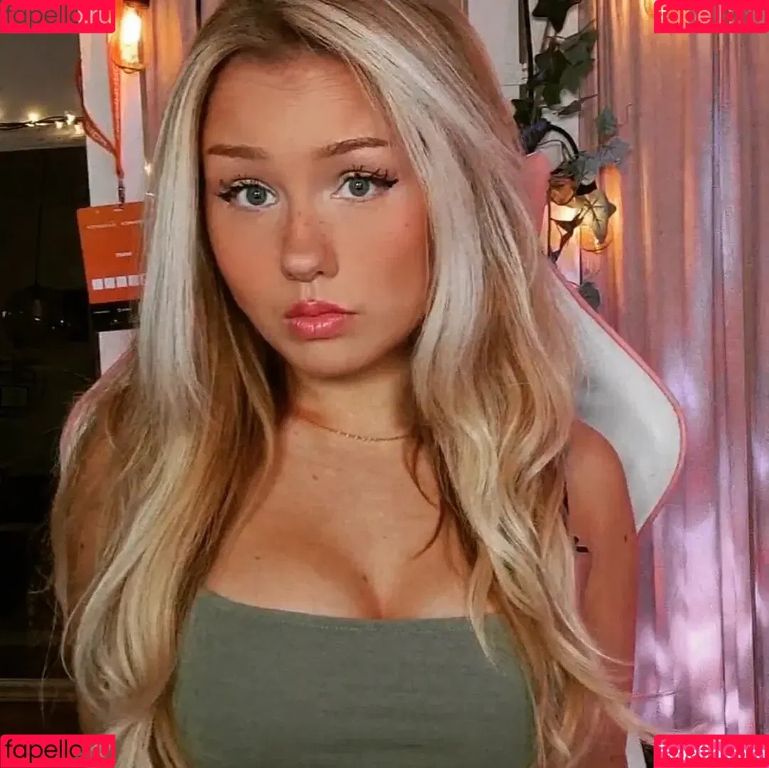 ImSoff / ImSoff_ / Sofie Hedegren / sifmagnusson / sofiehedegren Onlyfans Photo Gallery 