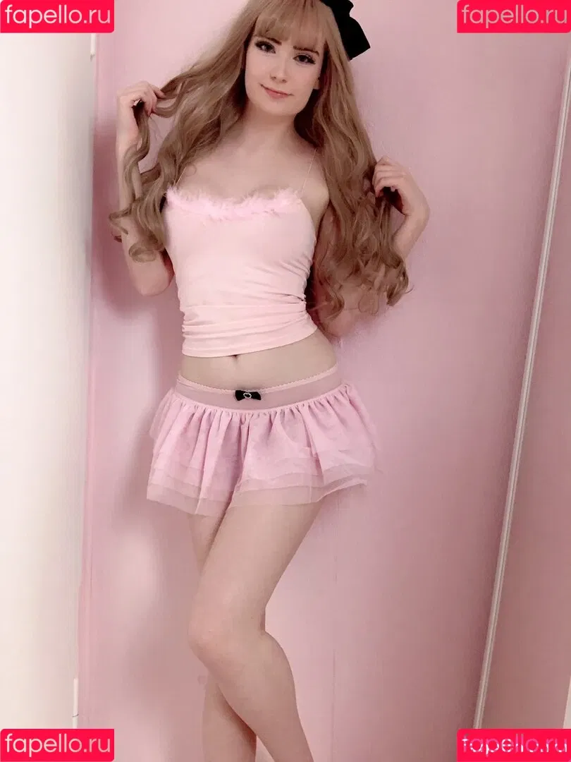Lea Lolly / https: / lealolly Onlyfans Photo Gallery 