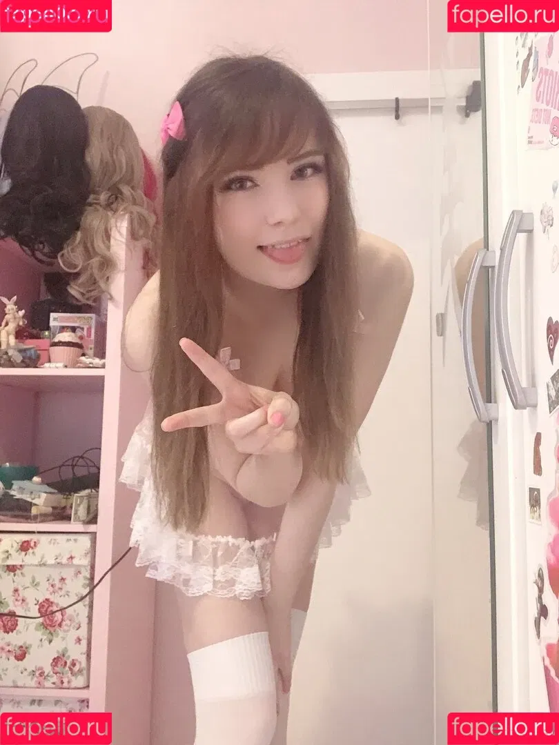 Lea Lolly / https: / lealolly Onlyfans Photo Gallery 