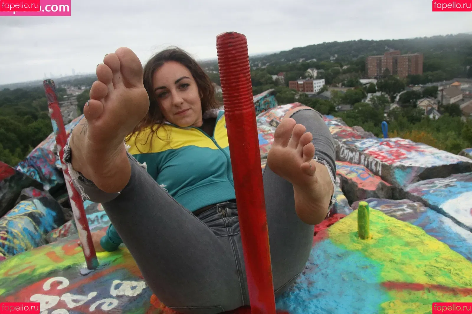 Joey's Feet Girls / bubbybombs / https: / joeysfeetgirls Onlyfans Photo Gallery 