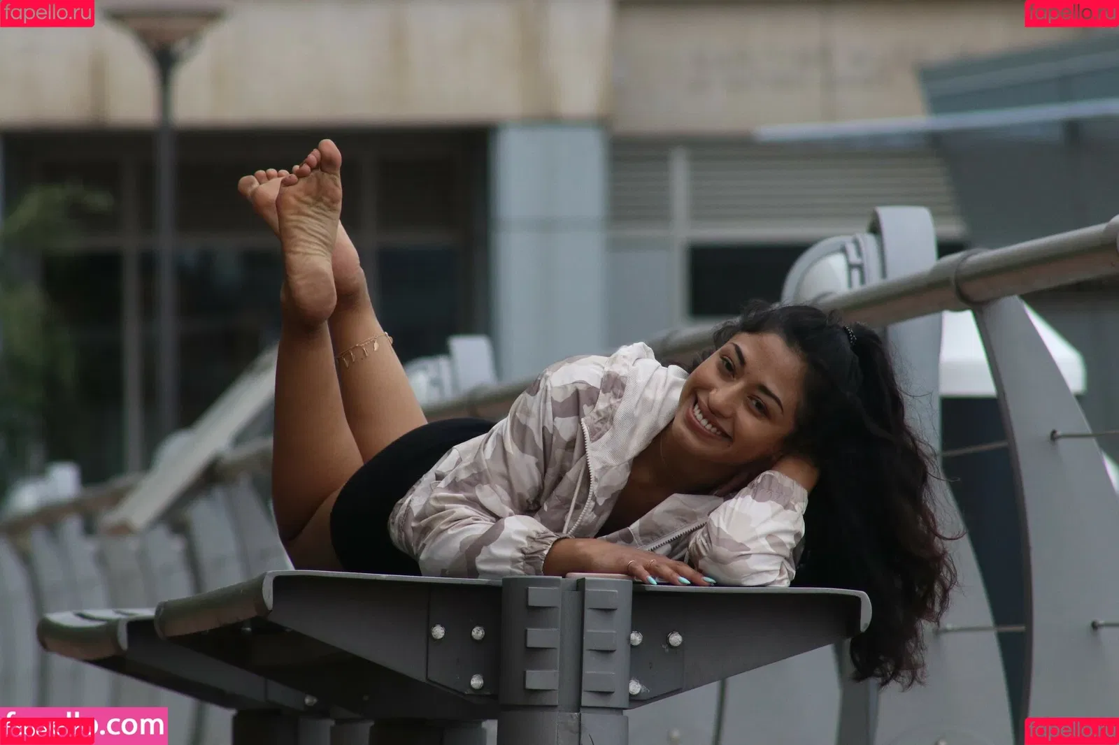 Joey's Feet Girls / bubbybombs / https: / joeysfeetgirls Onlyfans Photo Gallery 