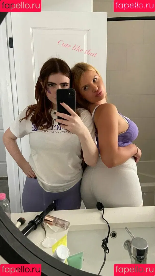 Elizabeth M / elizabethkm / elizabethnyk Onlyfans Photo Gallery 