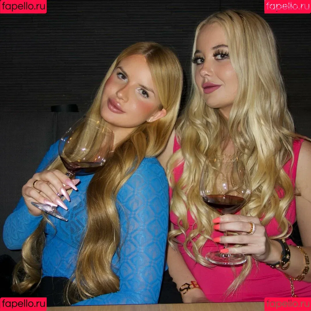Elizabeth M / elizabethkm / elizabethnyk Onlyfans Photo Gallery 