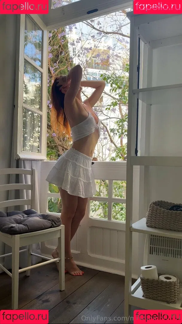 miaalario / mianaughtygirl Onlyfans Photo Gallery 